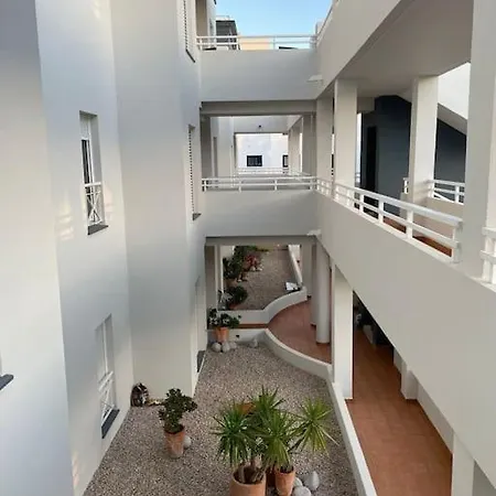 Blue Nova Met & Golf