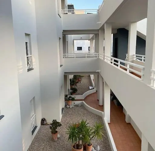 Blue Nova Met & Golf